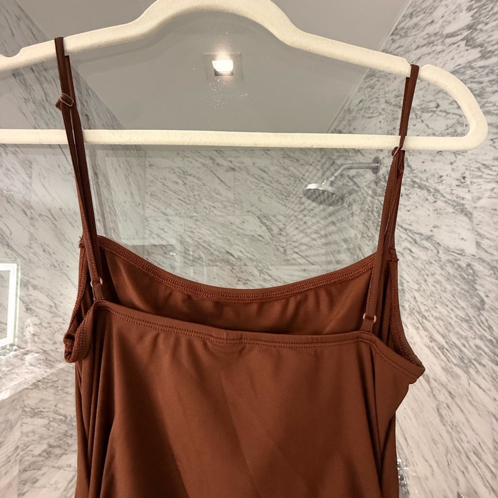 OW Collection Ezra Ruched Maxi Dress | Chocolate Brown | Size S - Picture 9 of 13